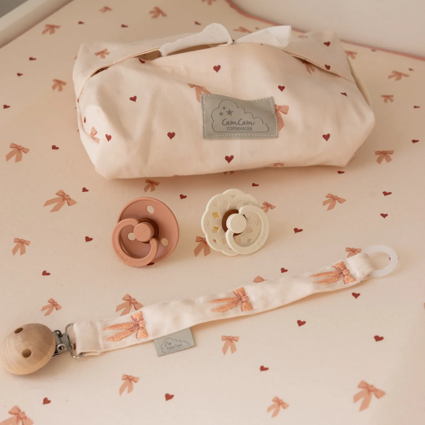 Cam Cam Wet Wipe Cover - Bows