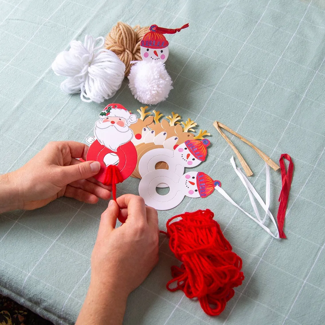 Christmas Craft - Make Your Own Christmas Pom Pom Decorations