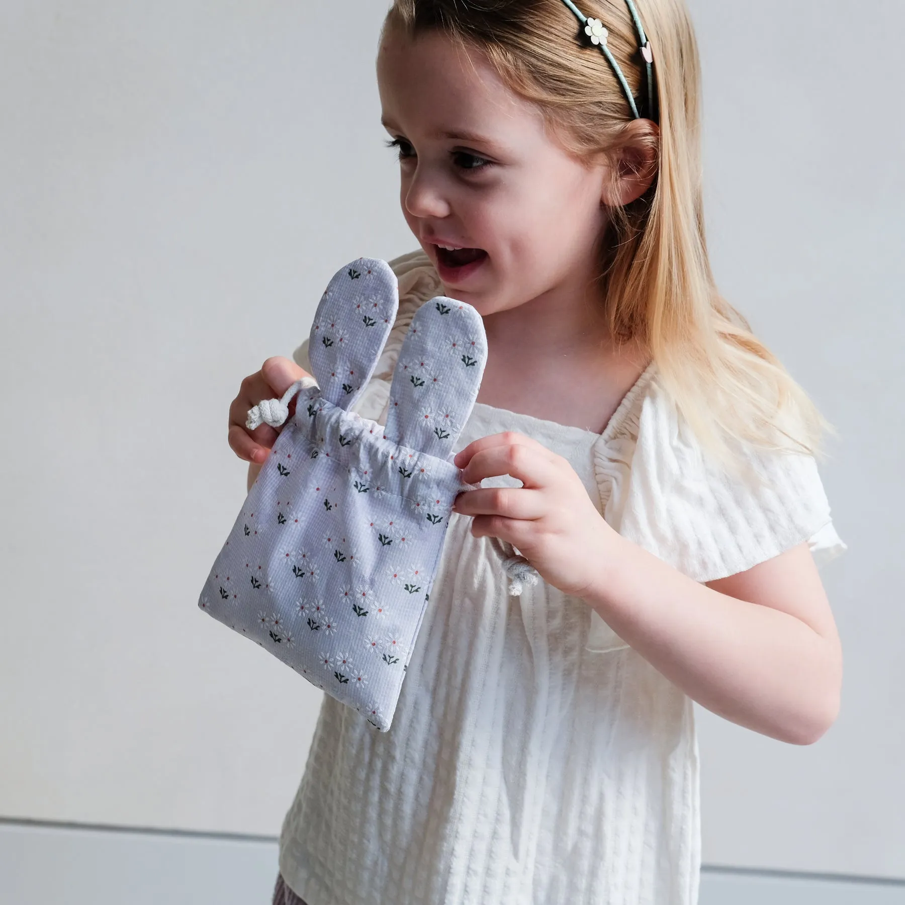 Easter Pouch | BLUE
