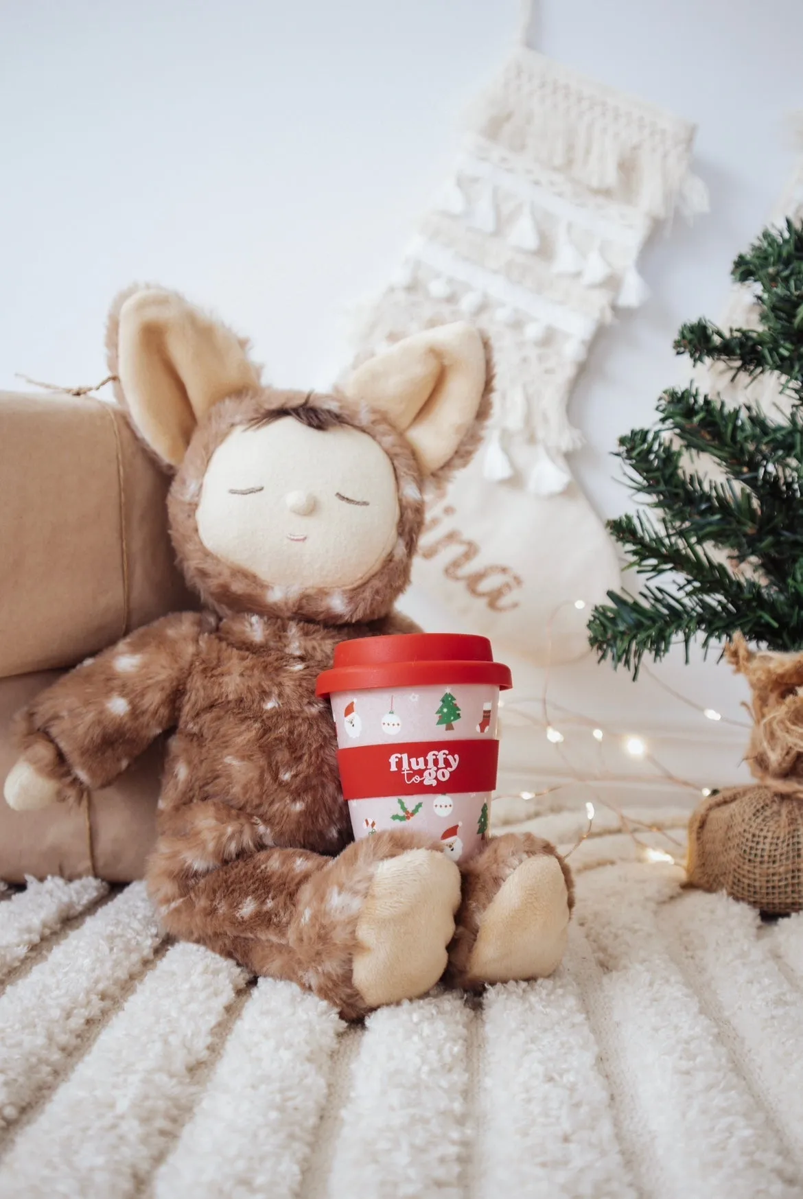 Fluffy To Go | MERRY AND BRIGHT