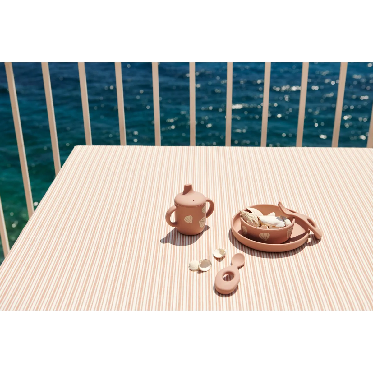 Liewood Ryle Printed Tableware Set | Shell
