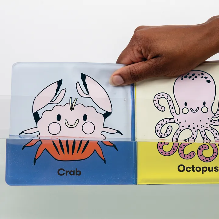 Magic Bath Book | What Color Am I?