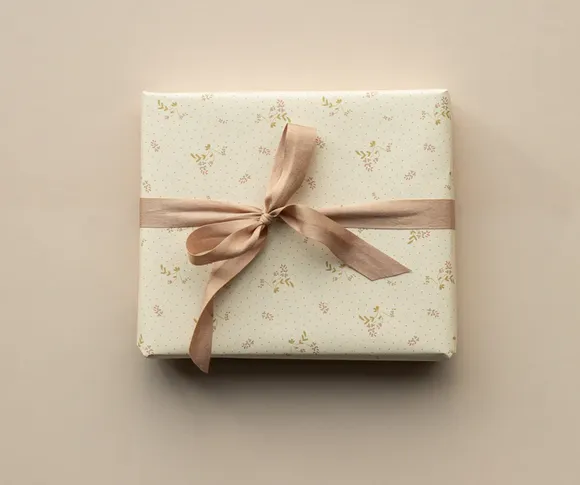 Maileg Gift Wrap Roll | Bae 10m