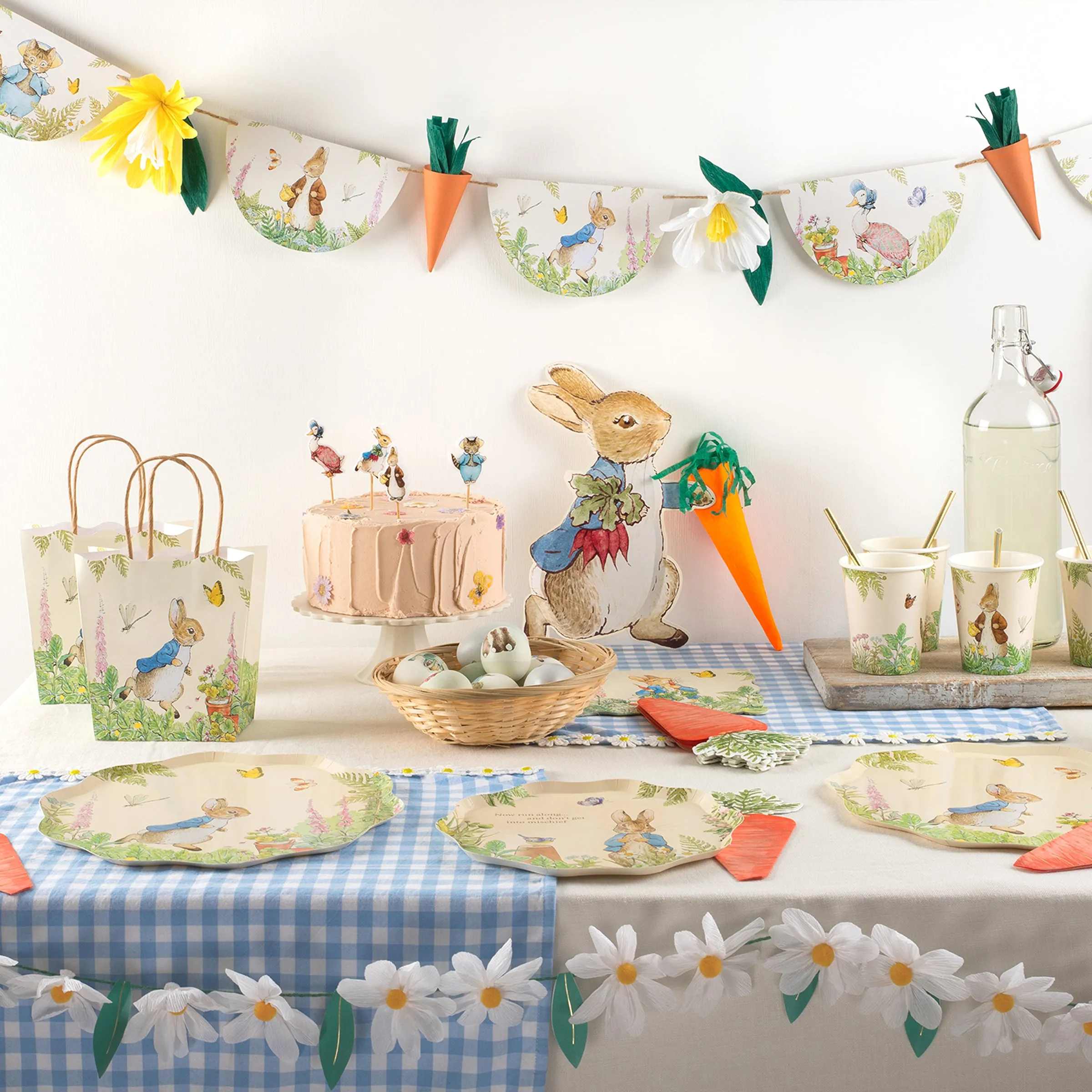 Meri Meri Garland | Peter Rabbit in the Garden PAPER