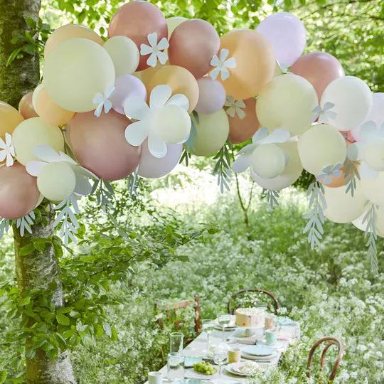 Meri Meri Party Pastel Daisy Balloon Garland Kit