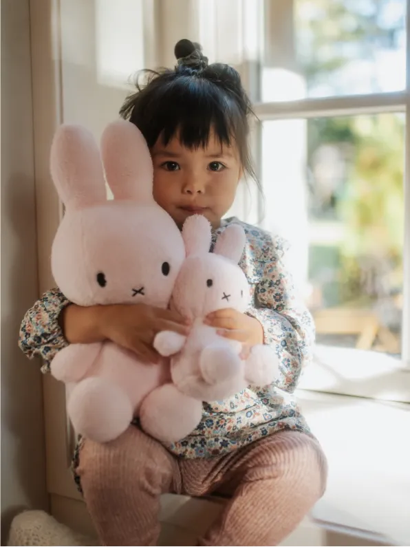 Miffy Sitting Terry Light Pink - 23 cm