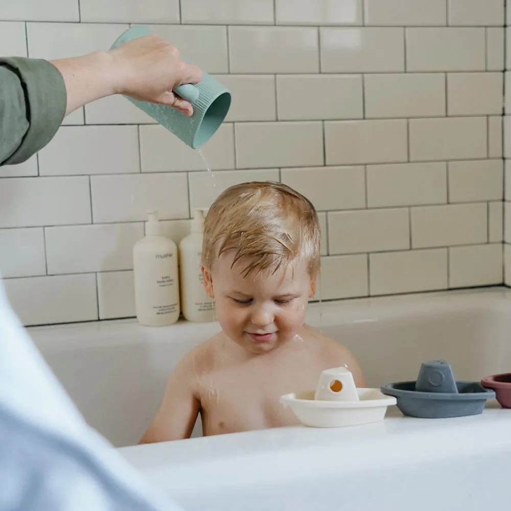 Mushie Bath Rinse Cups | Cambridge Blue
