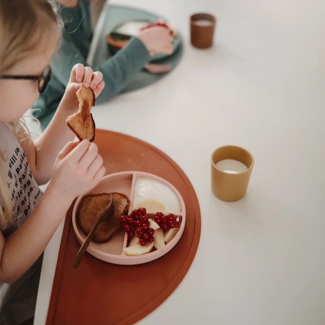 Mushie Silicone | Suction Plate Divided | Blush