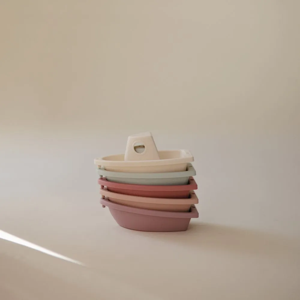 Mushie Toy | Bath Boats PETAL