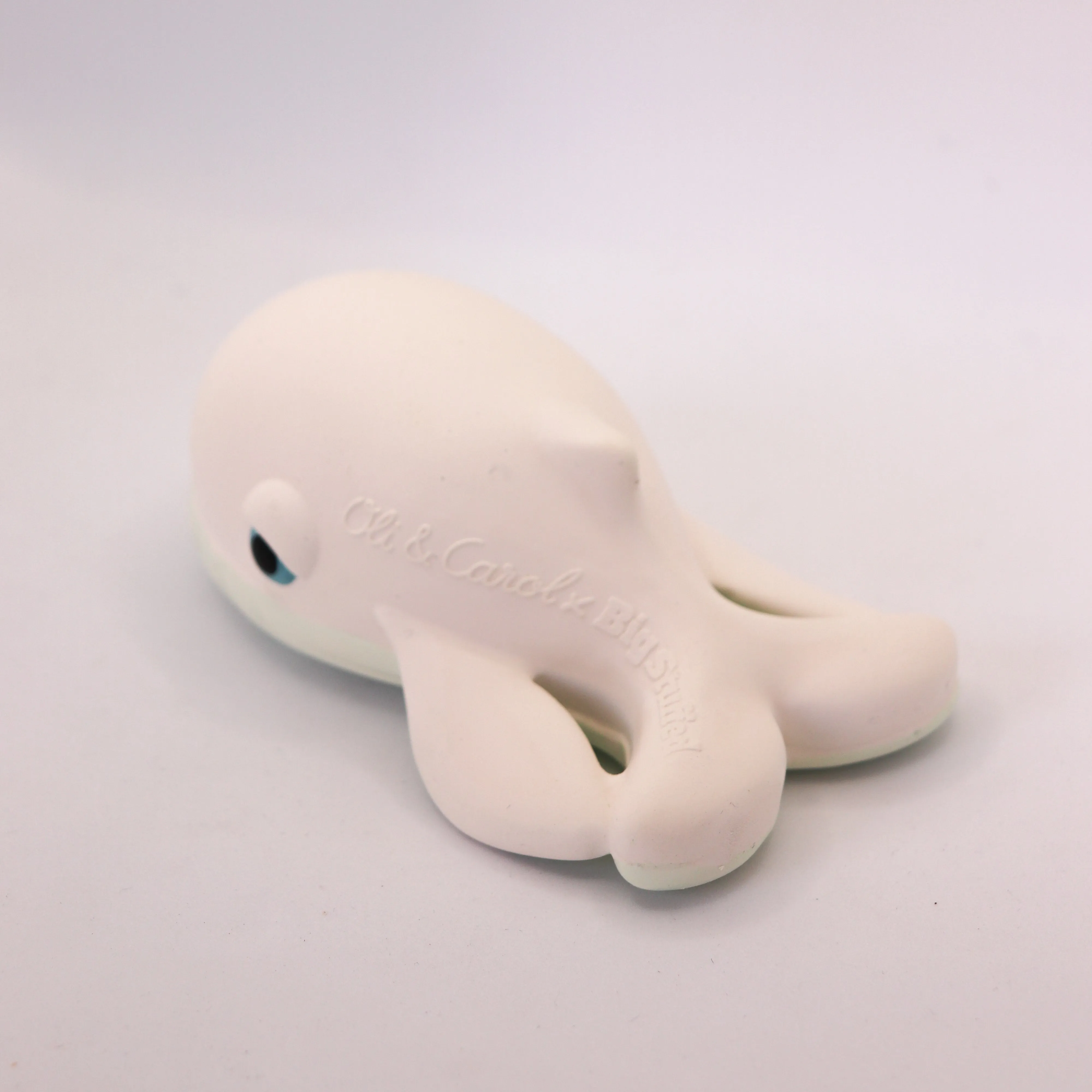 Oli&Carol x Big Stuffed | Walter the Whale
