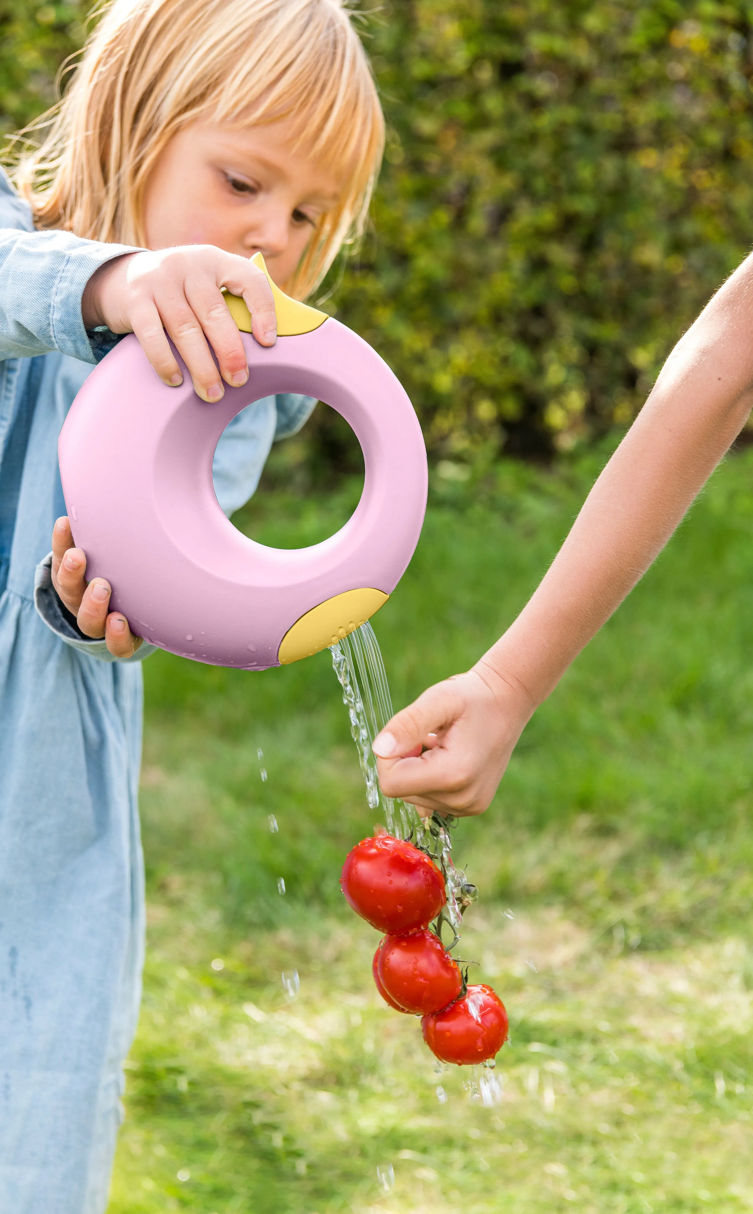 Quut Cana Watering - Banana Pink Small 0.5L
