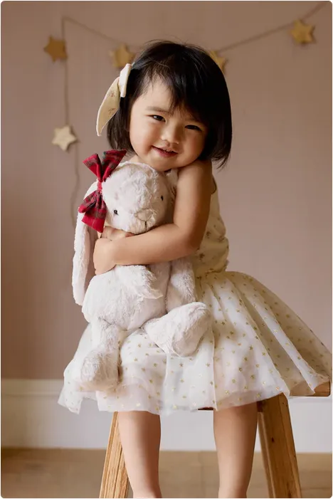 Snuggle Bunnies | Christmas BOW Penelope