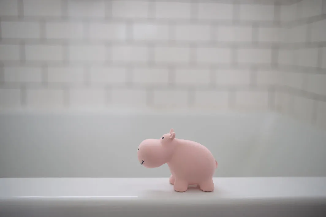 Tikiri Teether & Bath Toy | HIPPO Gift Boxed